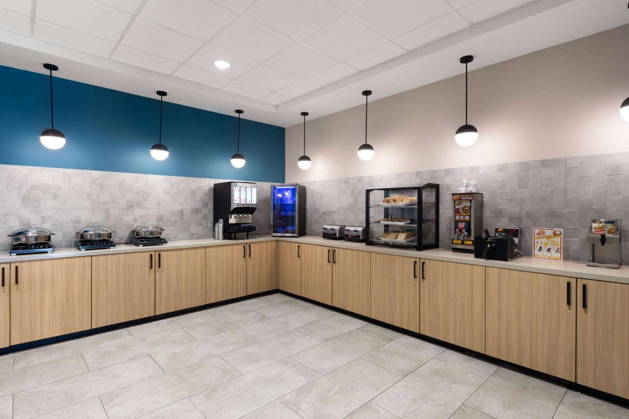 Wingate By Wyndham Kingman Hotel ภายนอก รูปภาพ