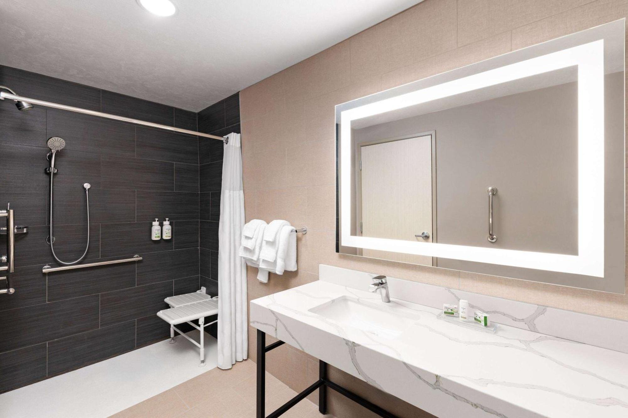Wingate By Wyndham Kingman Hotel ภายนอก รูปภาพ